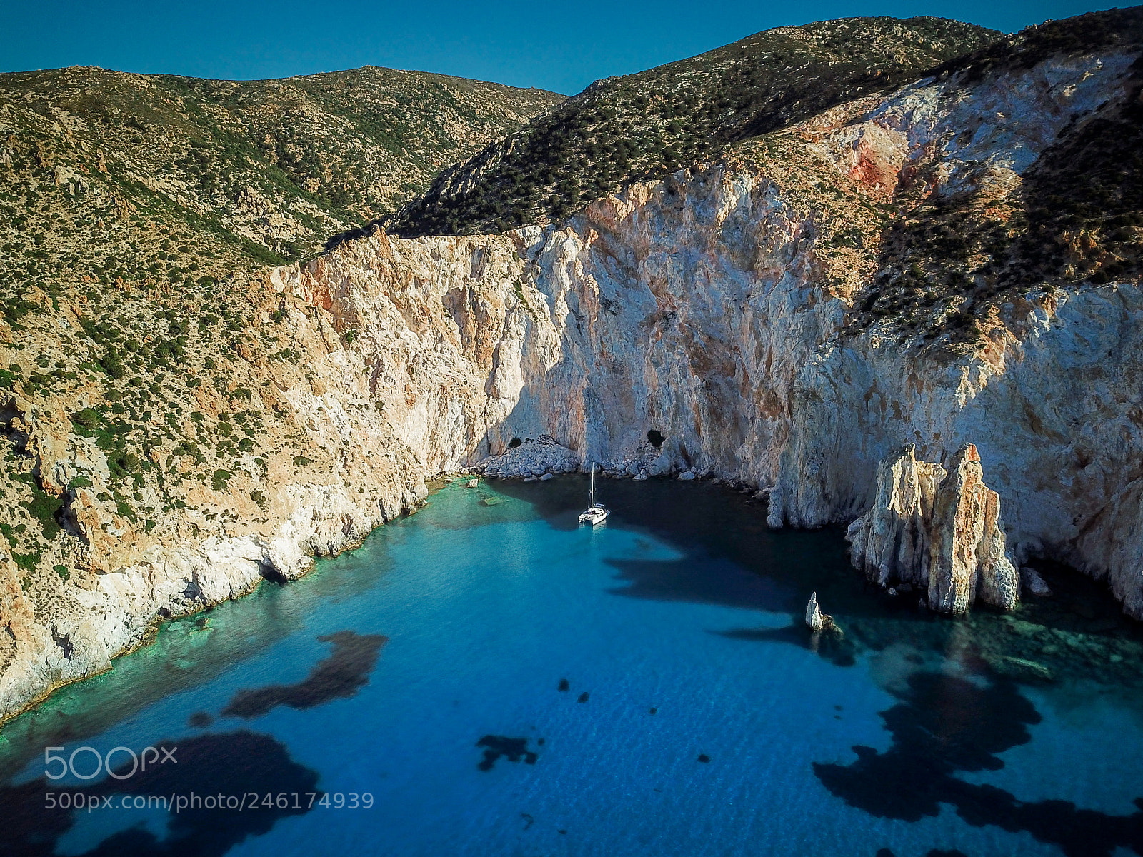 DJI FC220 sample photo. Alone in polyaigos photography