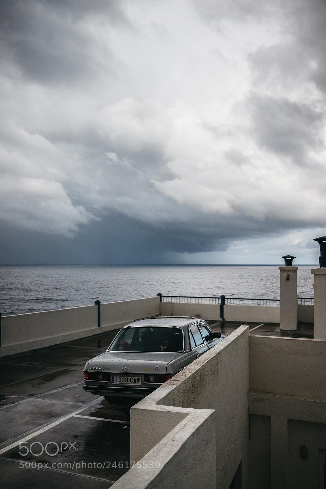 Sony a7 II sample photo. Classic grey car on photography