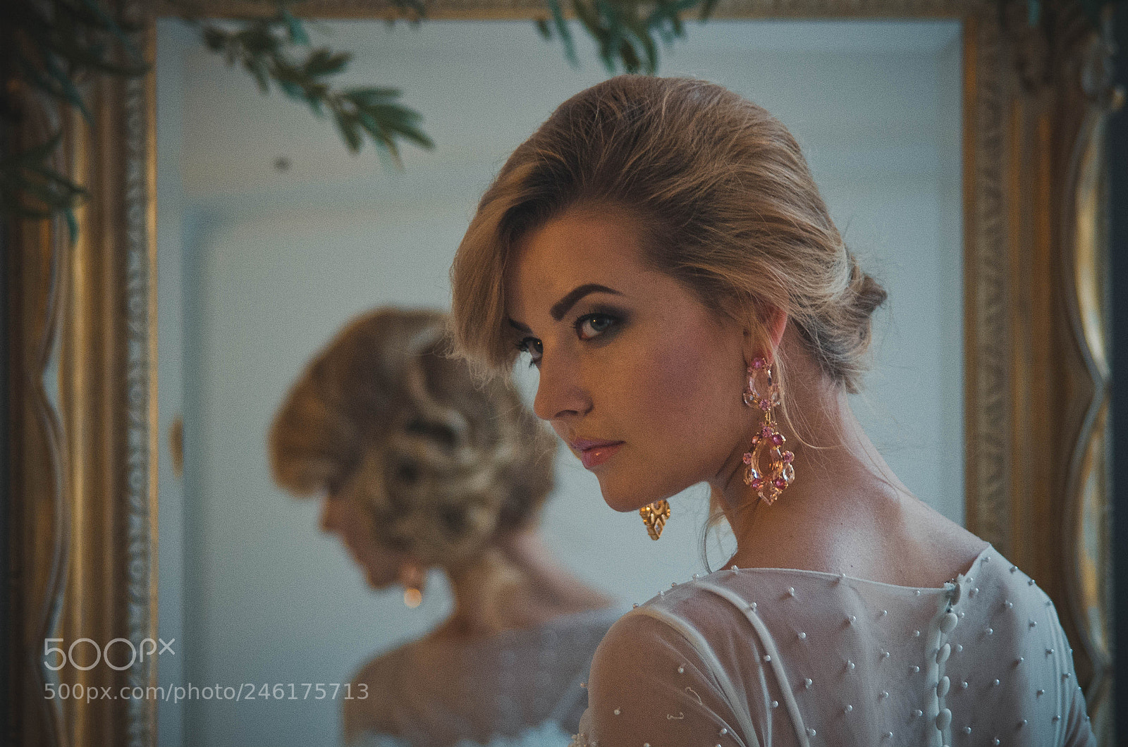 Pentax K-5 sample photo. Нежность невесты photography