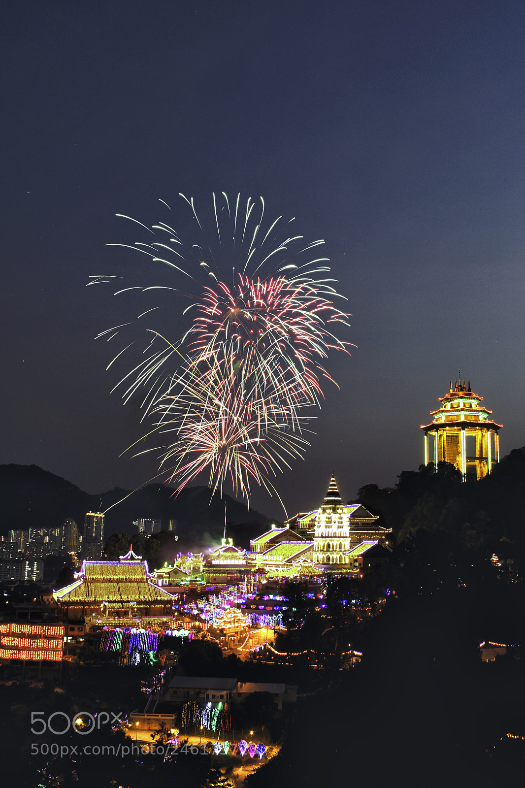 Canon EOS 600D (Rebel EOS T3i / EOS Kiss X5) sample photo. Kek lok si temple photography