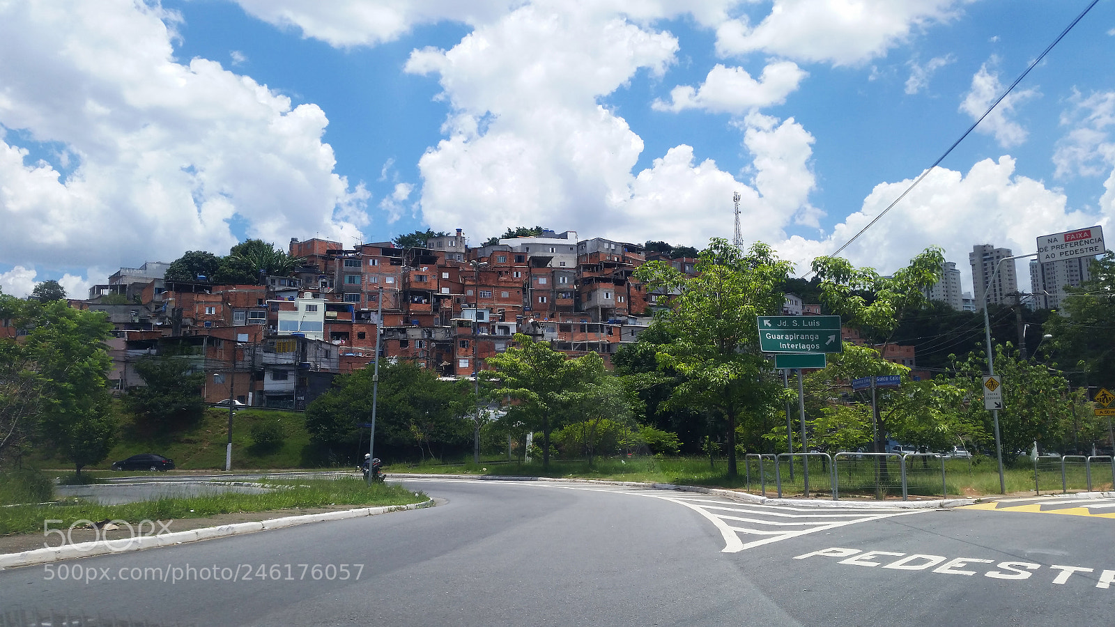 Samsung Galaxy S5 sample photo. Ranimiro shanty town photography
