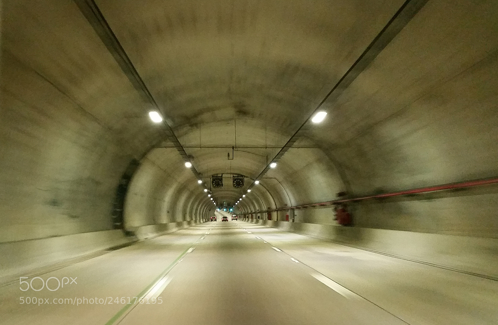 Samsung Galaxy S5 sample photo. Ranimiro tunnel photography