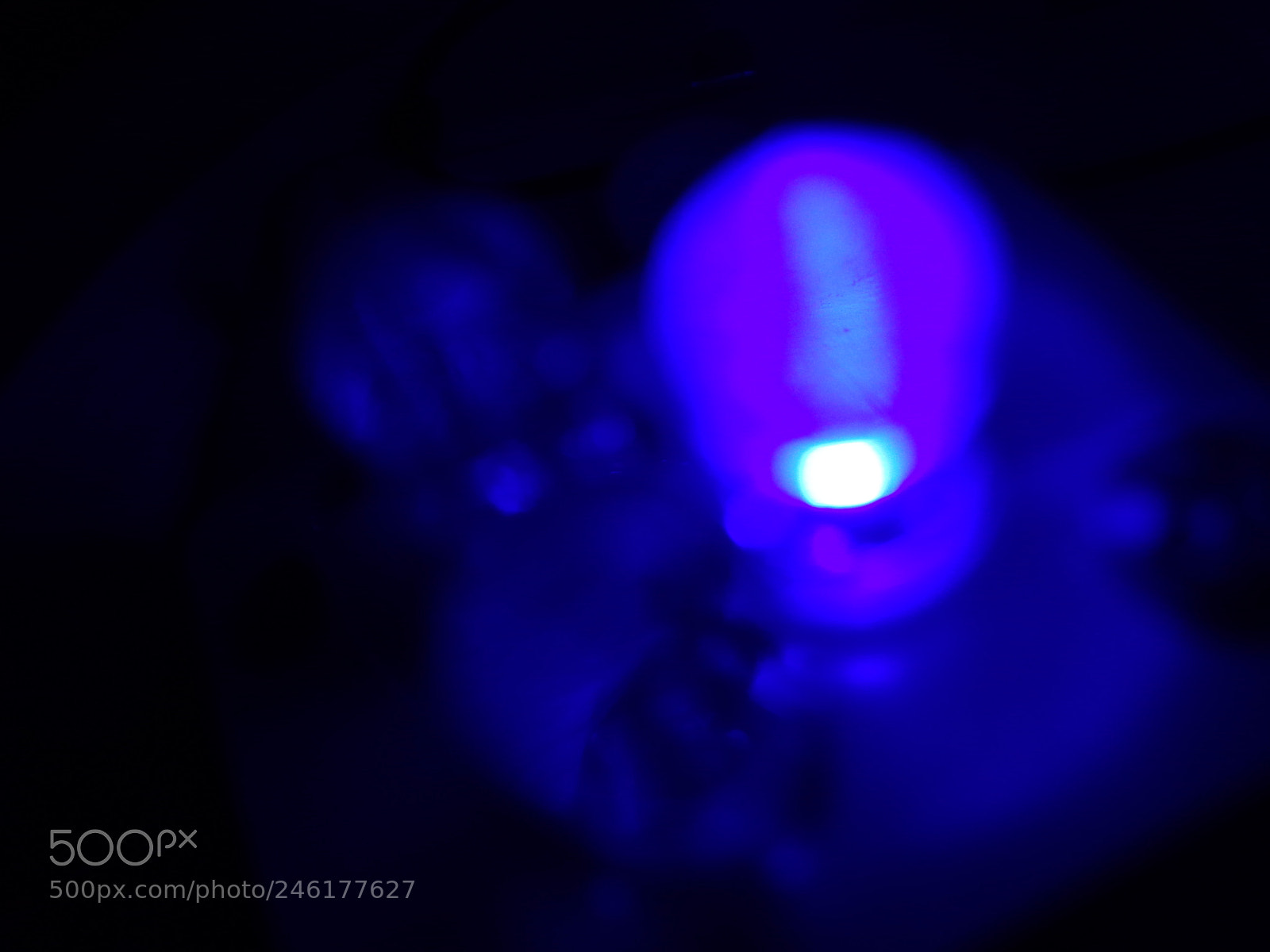 Sony Cyber-shot DSC-W830 sample photo. Leds saltarines photography