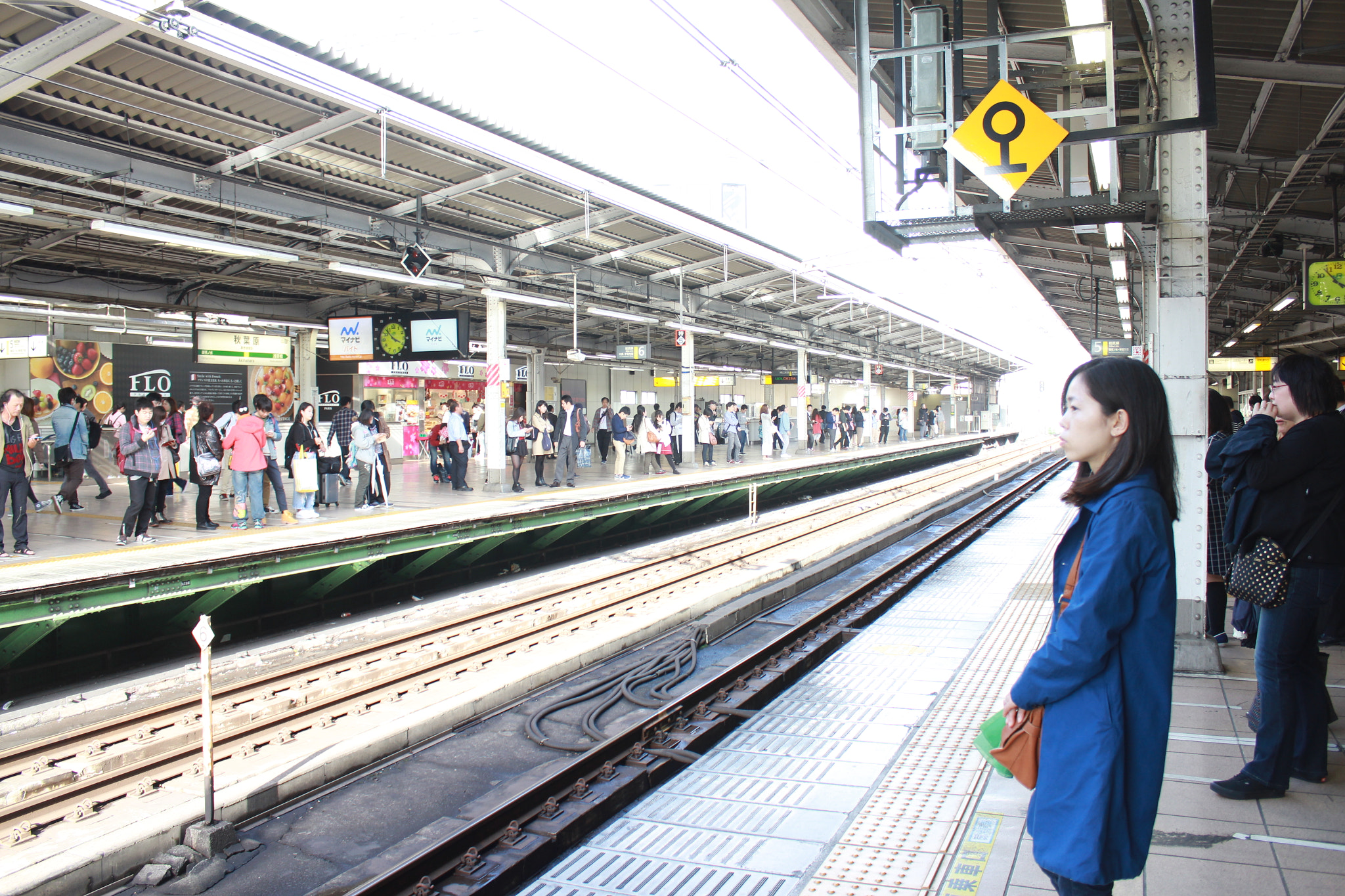 Canon EF-S 18-55mm F3.5-5.6 IS sample photo. Img photography