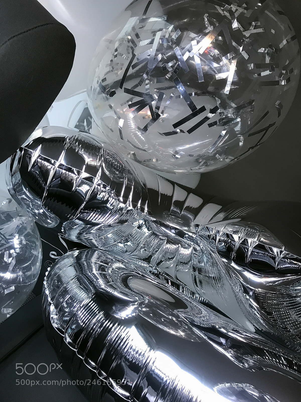 Apple iPhone 7 Plus sample photo. Silvery inflatable balls photography