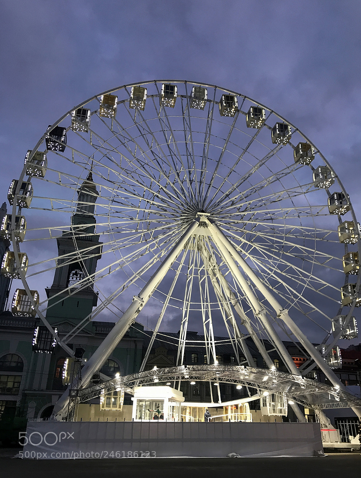 Apple iPhone 7 Plus sample photo. Ferris wheel in the photography