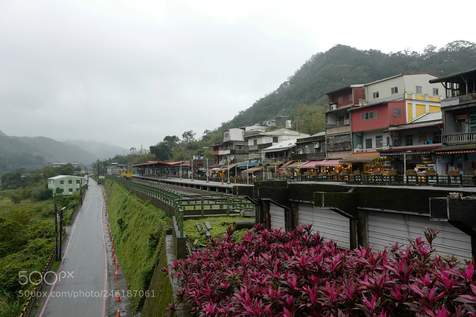 Leica Q (Typ 116) sample photo. Shifen village, taipei photography