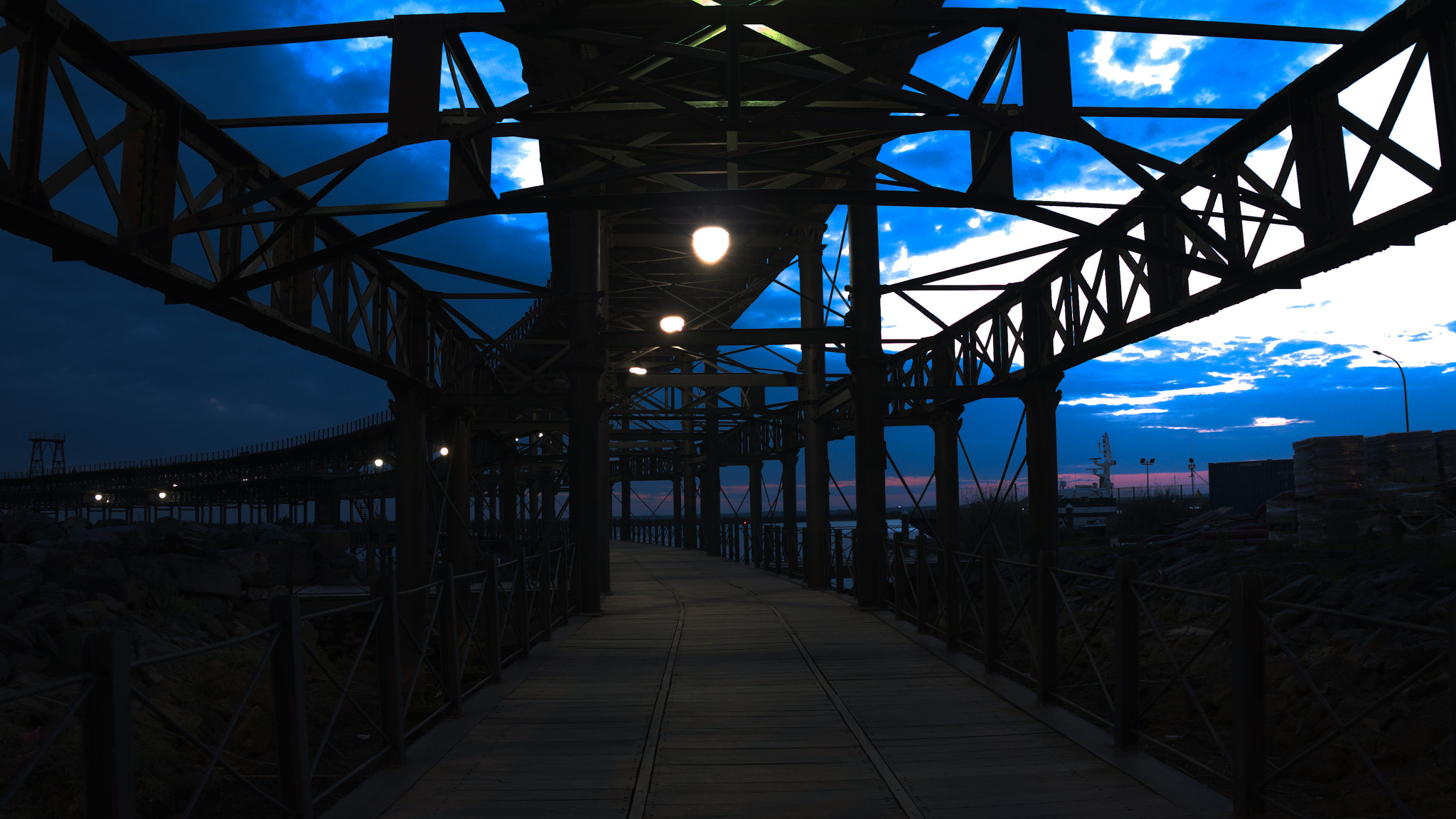Panasonic Lumix DMC-GF2 sample photo. Huelva structure photography