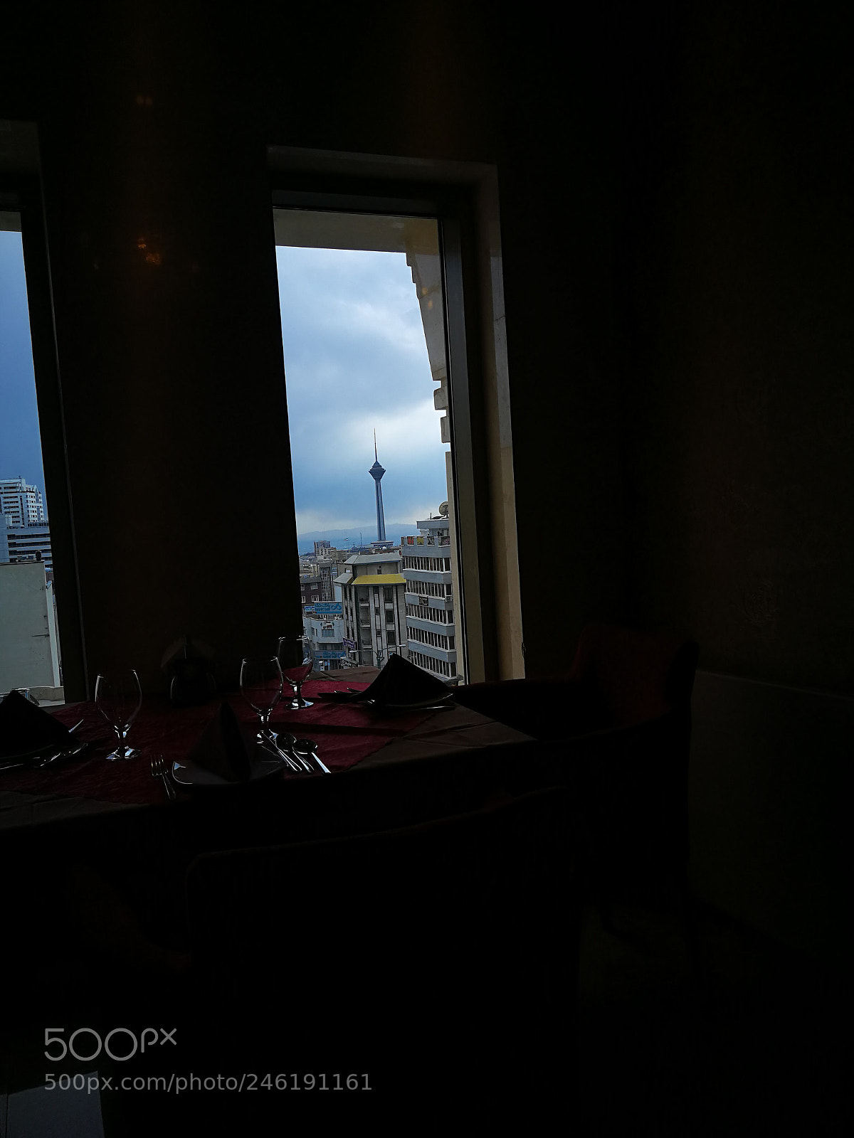 HUAWEI P10 sample photo. Tehran paris reataurant photography