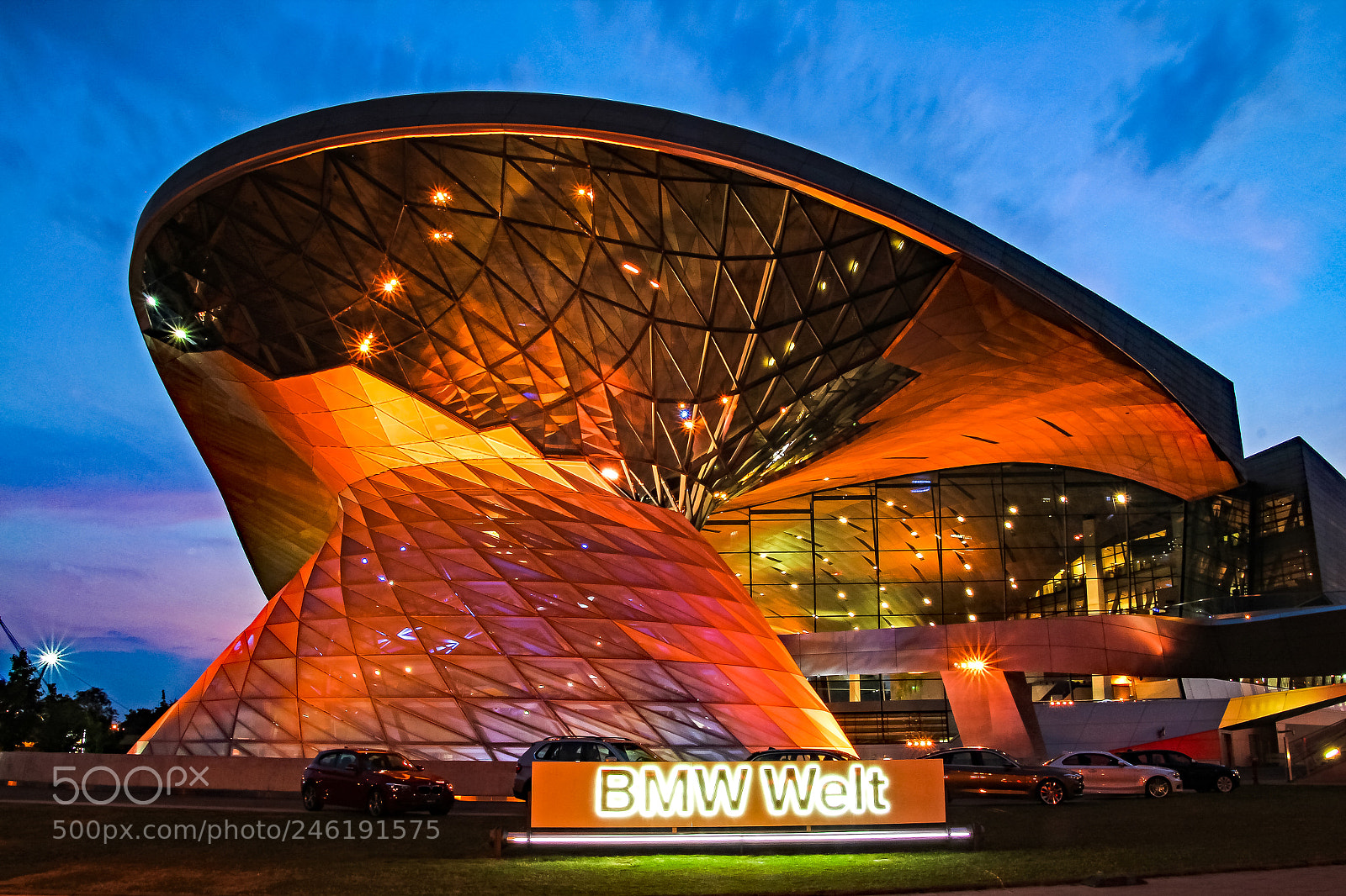 Canon EOS 600D (Rebel EOS T3i / EOS Kiss X5) sample photo. Bmw welt photography