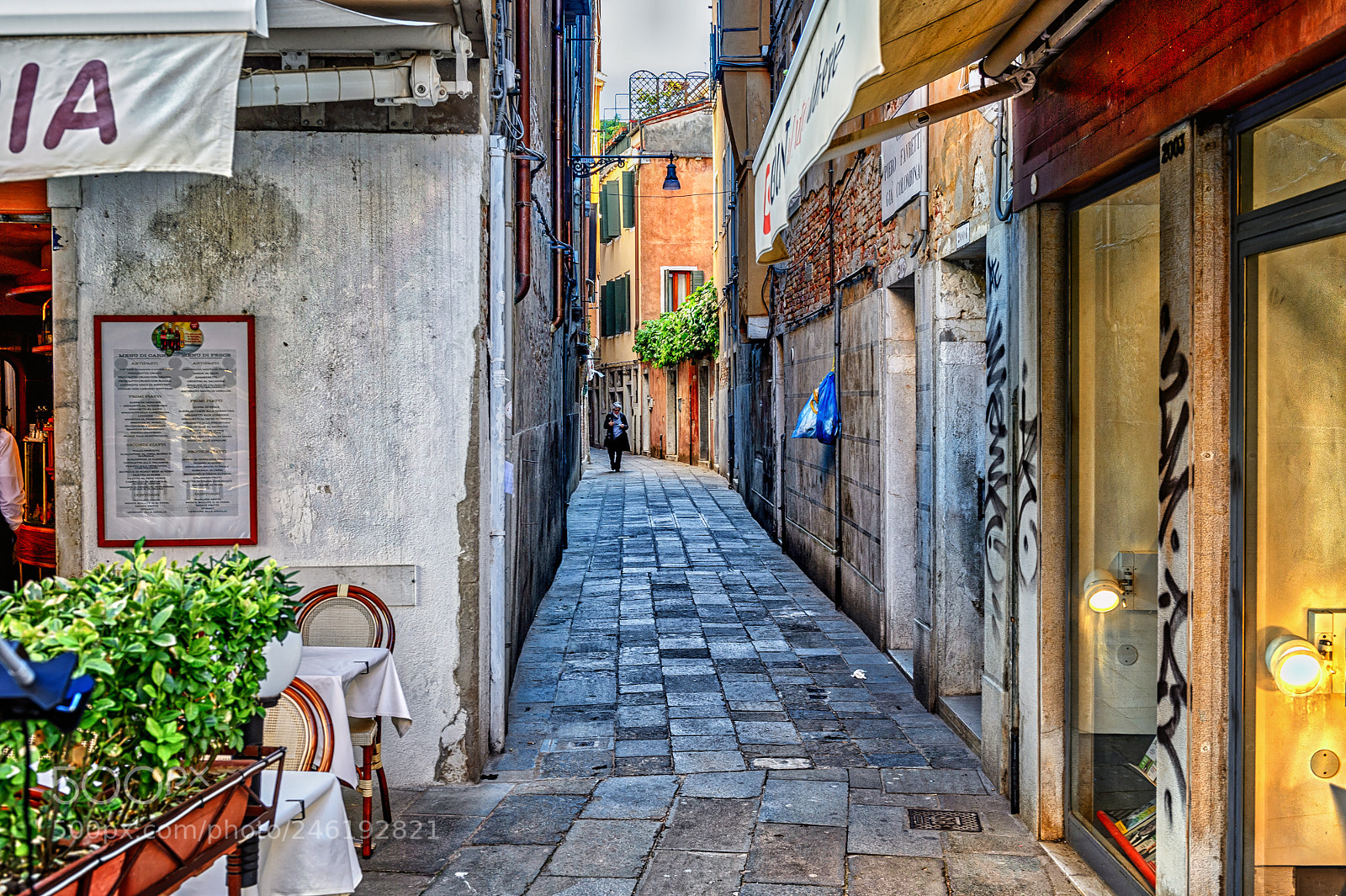 Nikon D4S sample photo. Simple streets @ venice ! photography
