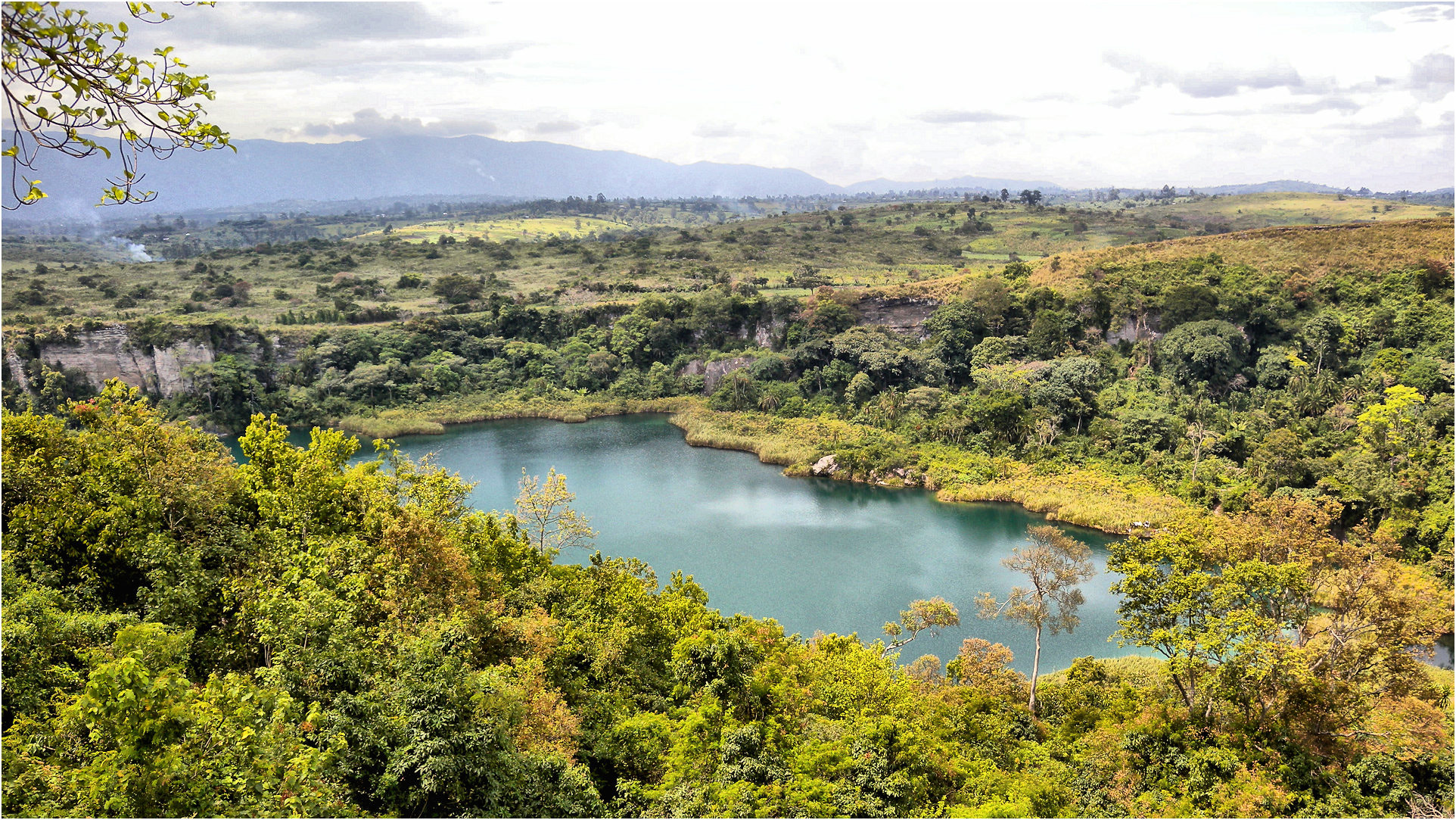 Nikon Coolpix P6000 sample photo. View from kyaninga lodge uganda photography