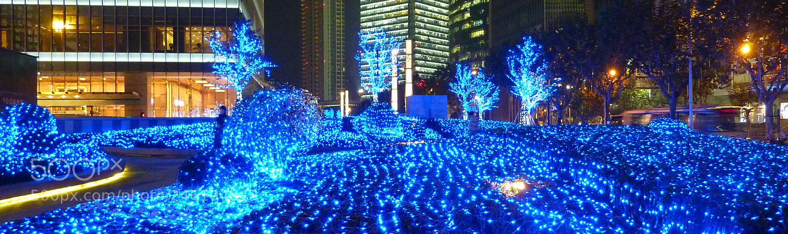 Panasonic DMC-TZ7 sample photo. Christmaslight in shanghai photography