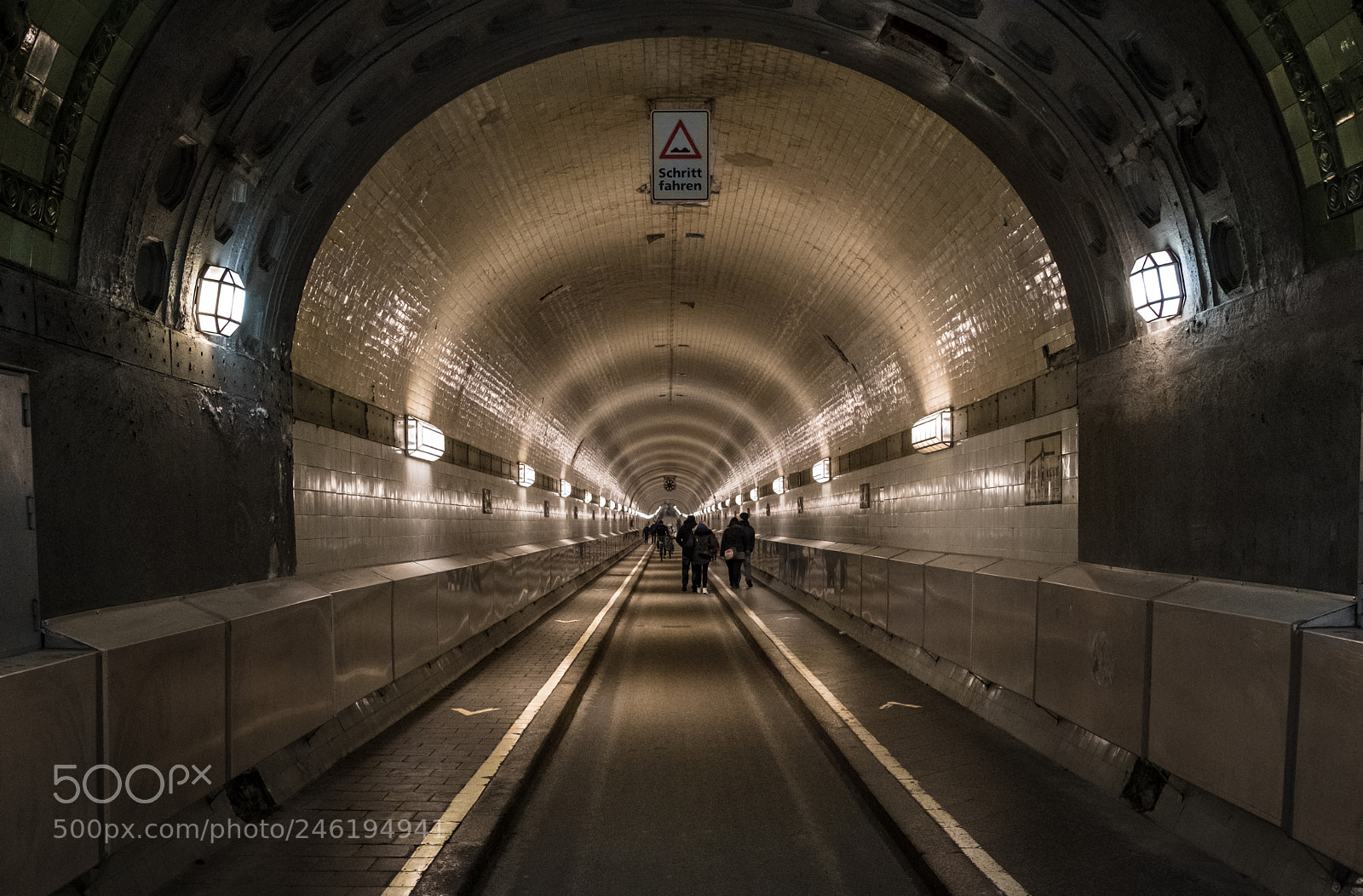 Fujifilm X-T2 sample photo. Alter elbtunnel 1 photography