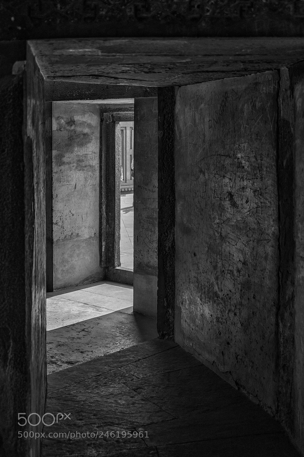 Nikon D850 sample photo. Light and shadow photography