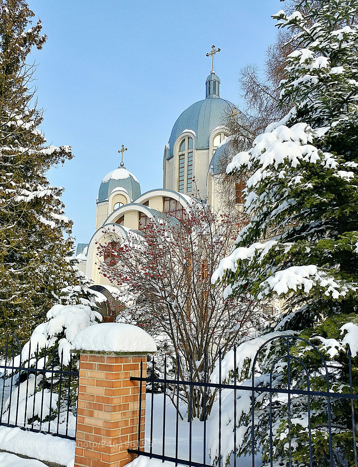 LG V20 sample photo. Church. winter days. photography
