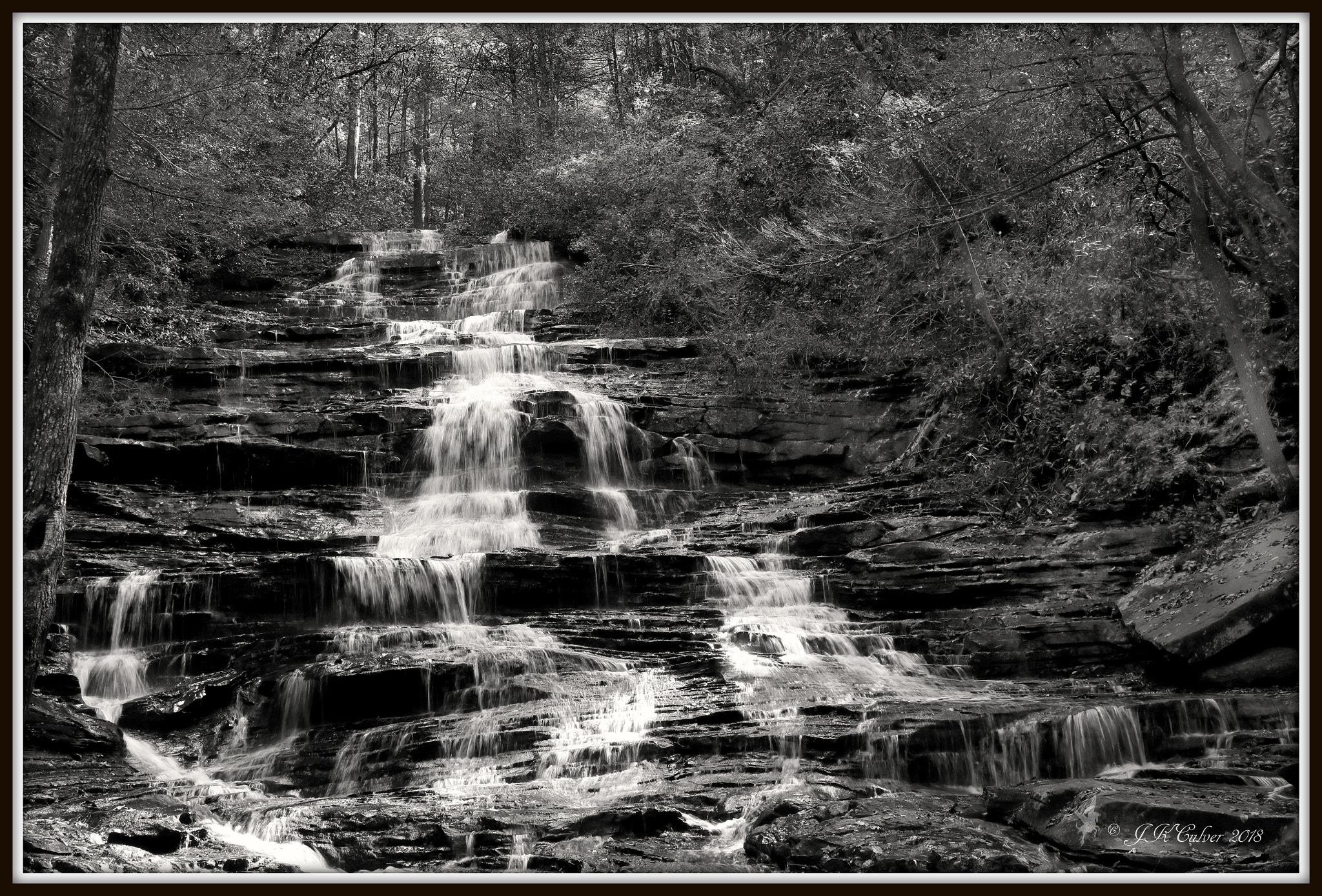 Canon EOS 77D (EOS 9000D / EOS 770D) sample photo. Minnehaha falls photography