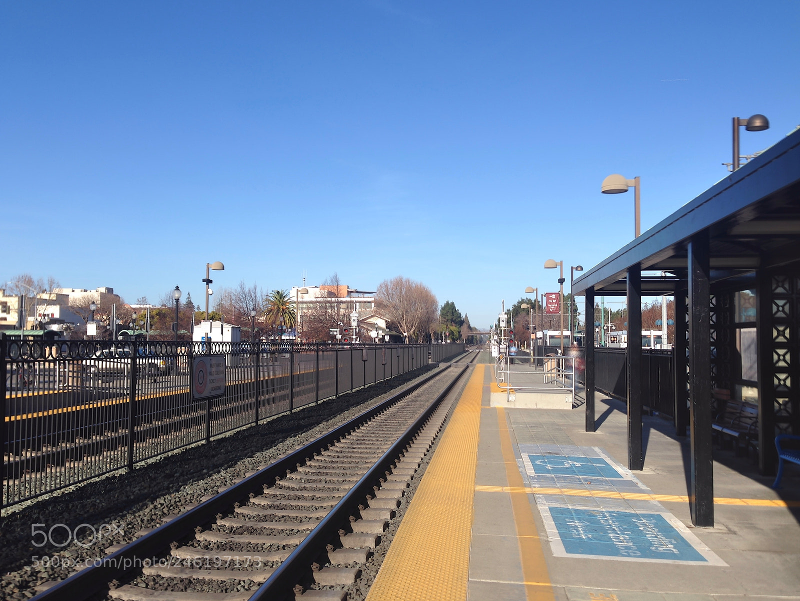 Apple iPhone 5 sample photo. Caltrain station photography