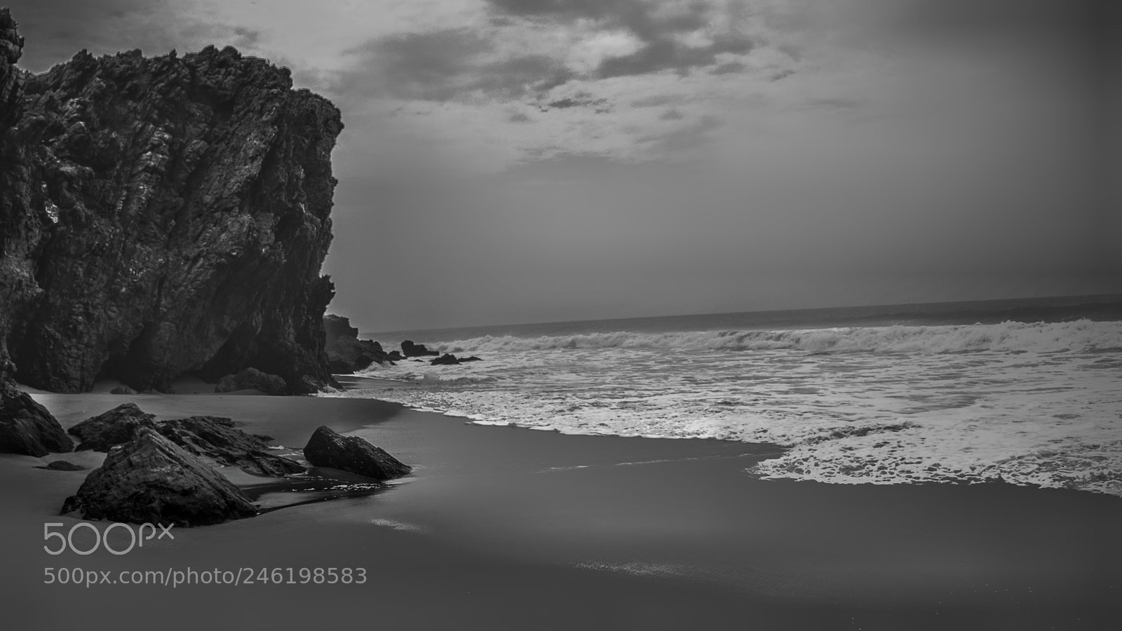 Canon EOS 77D (EOS 9000D / EOS 770D) sample photo. Beach photography