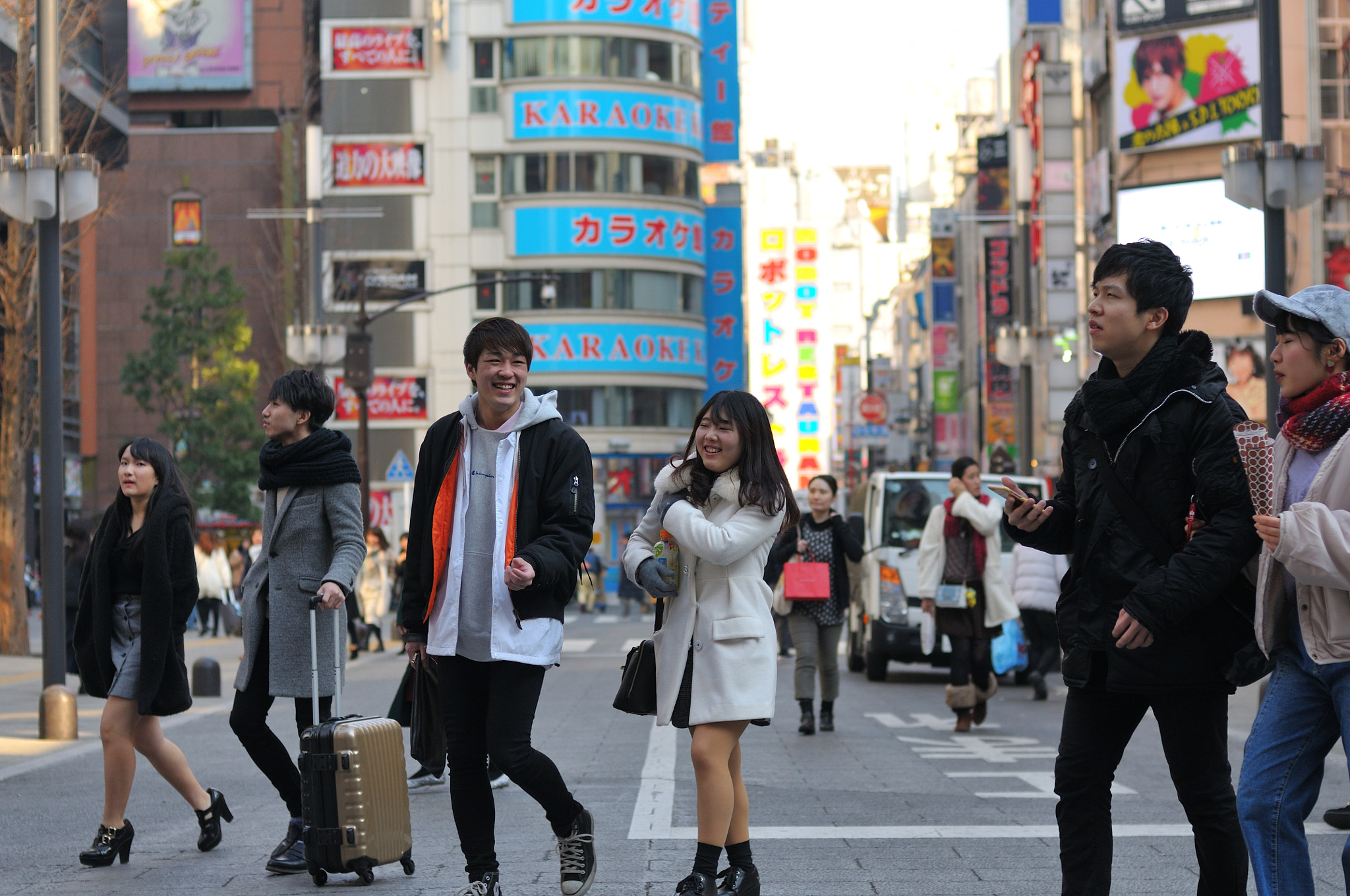 Nikon D300 + Nikon AF Nikkor 50mm F1.4D sample photo. Shinjuku, tokyo photography