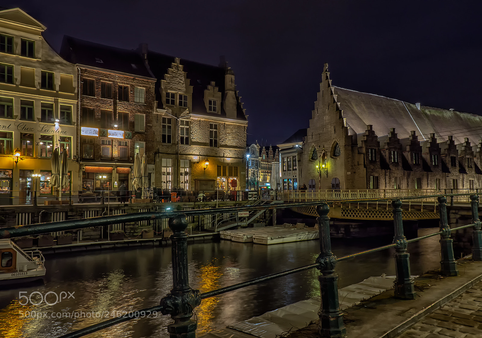 Olympus OM-D E-M10 II sample photo. Streets of gent iii photography
