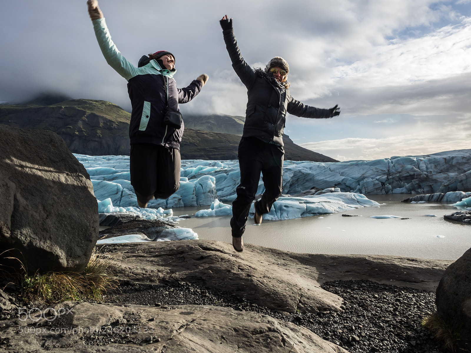 Olympus OM-D E-M1 sample photo. Huppiness on ice oiceland photography