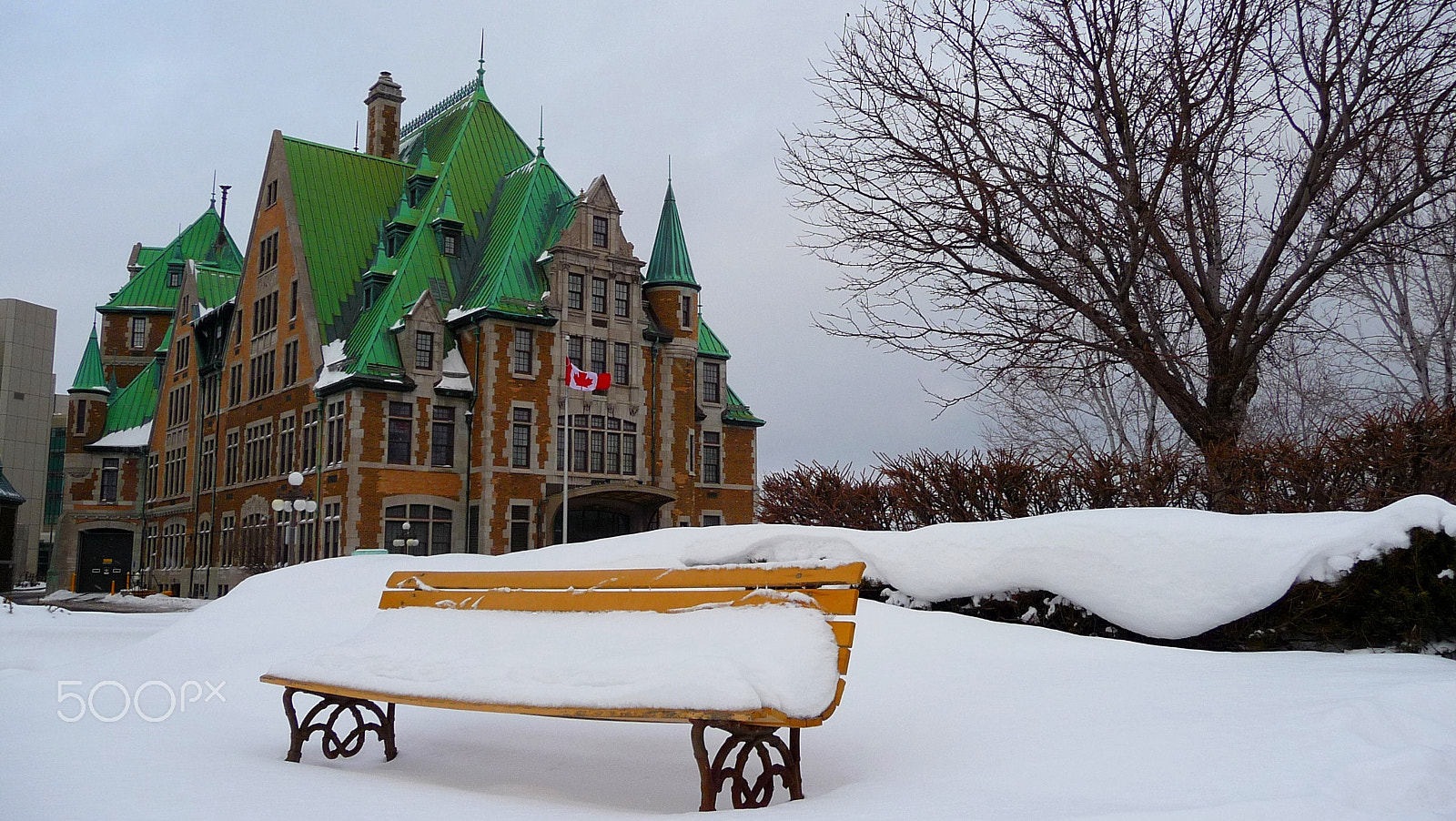 Panasonic Lumix DMC-TZ4 sample photo. Quebec city under snow photography