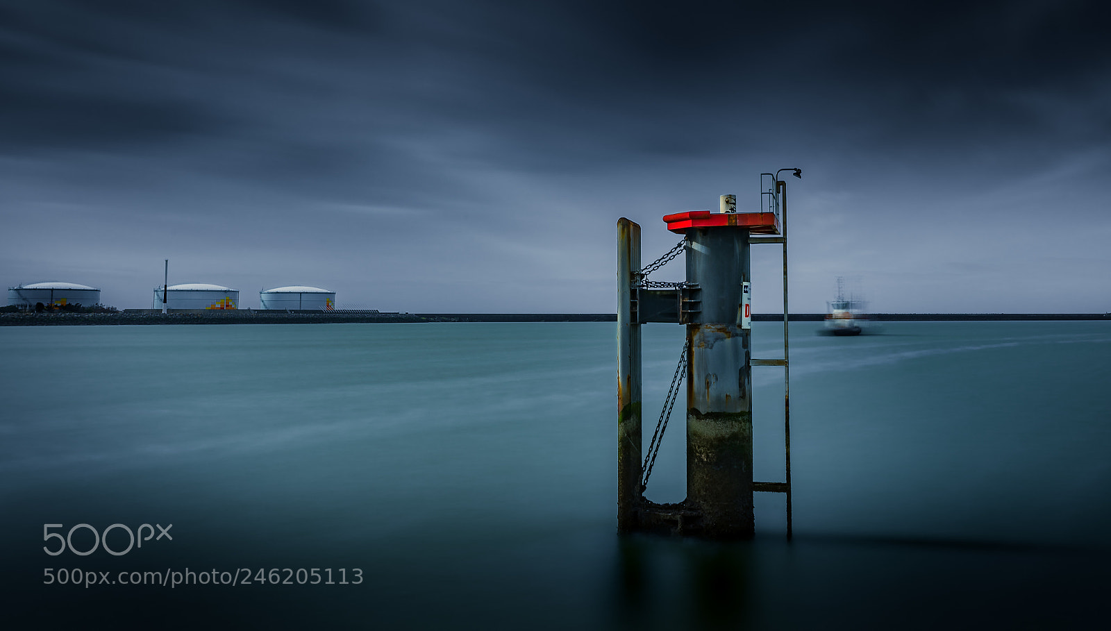Sony a7 II sample photo. Stormy harbor photography