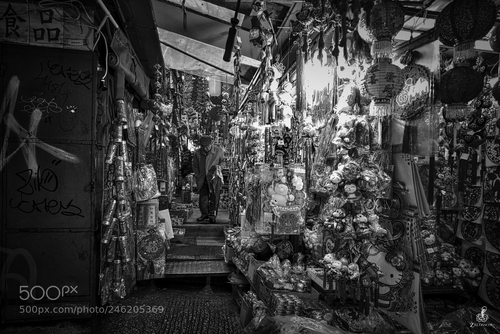 Leica M Monochrom (Typ 246) sample photo. Local market street, central photography