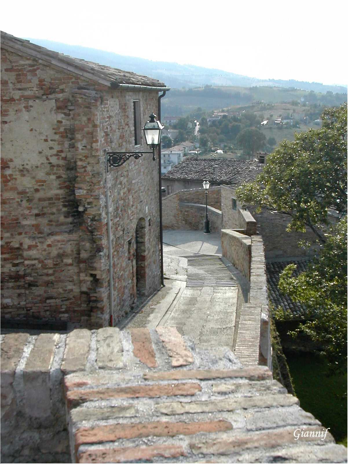 Nikon E775 sample photo. Italian ancient architecture photography