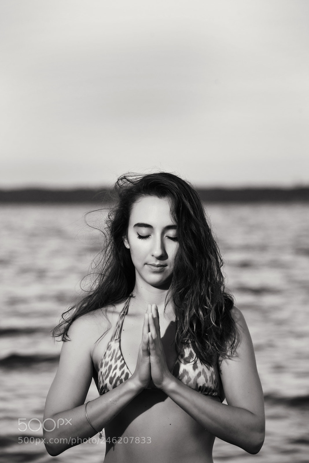 Nikon D800 sample photo. Amandayogi bw () photography