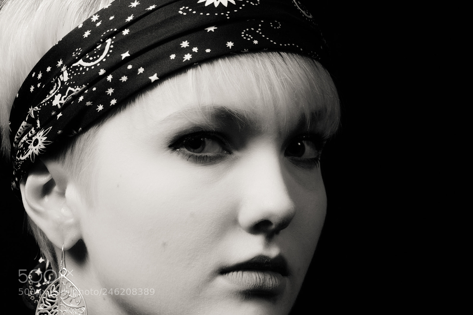 Canon EOS 700D (EOS Rebel T5i / EOS Kiss X7i) sample photo. The look of laura photography