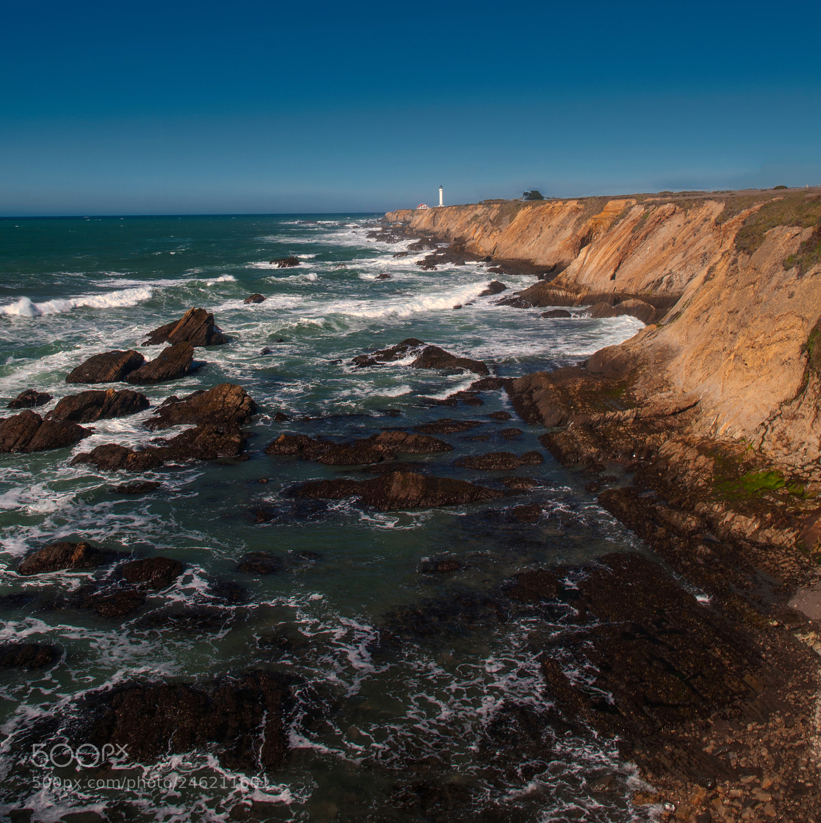 Nikon D300 sample photo. Point arena lighthouse photography