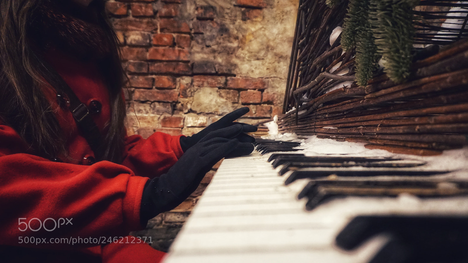Sony a5100 sample photo. Music is the key photography