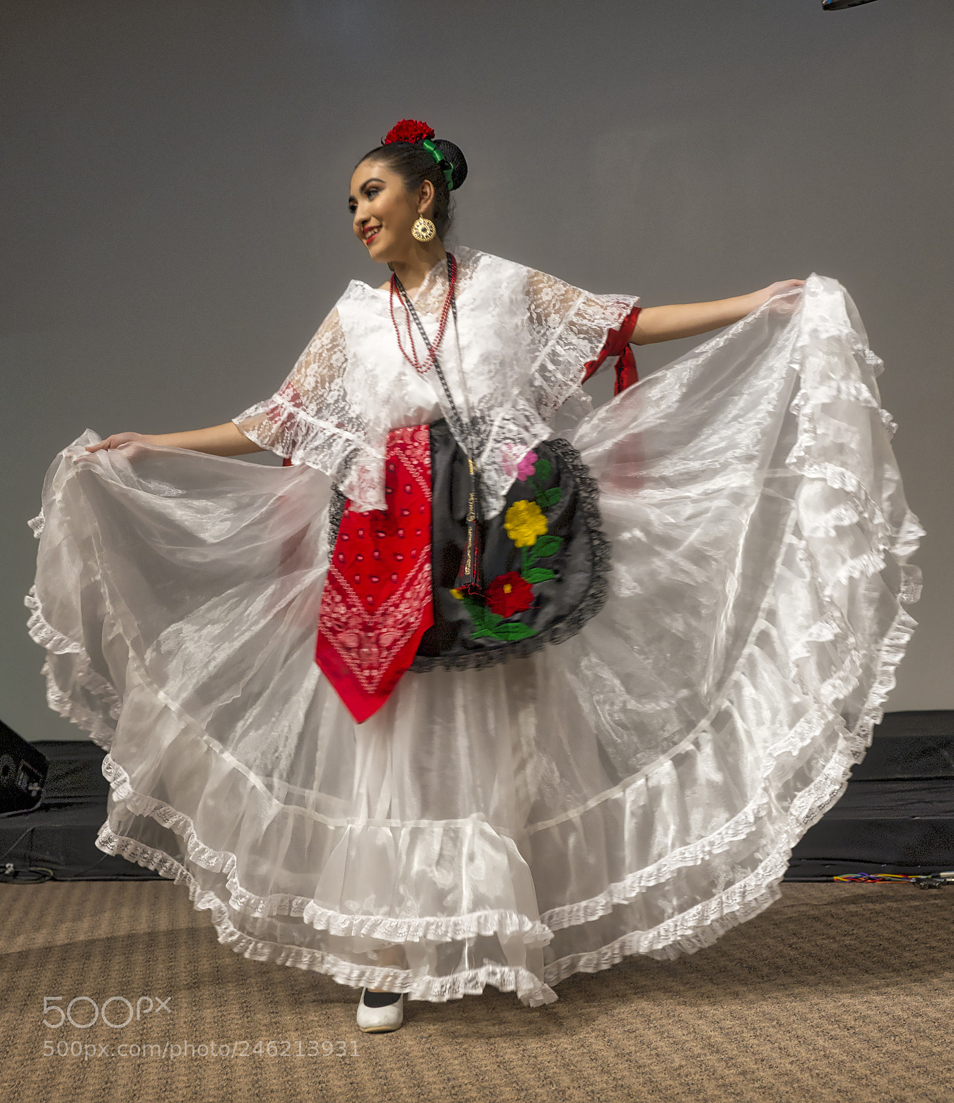 Sony SLT-A99V sample photo. Folklore dancers performing in photography