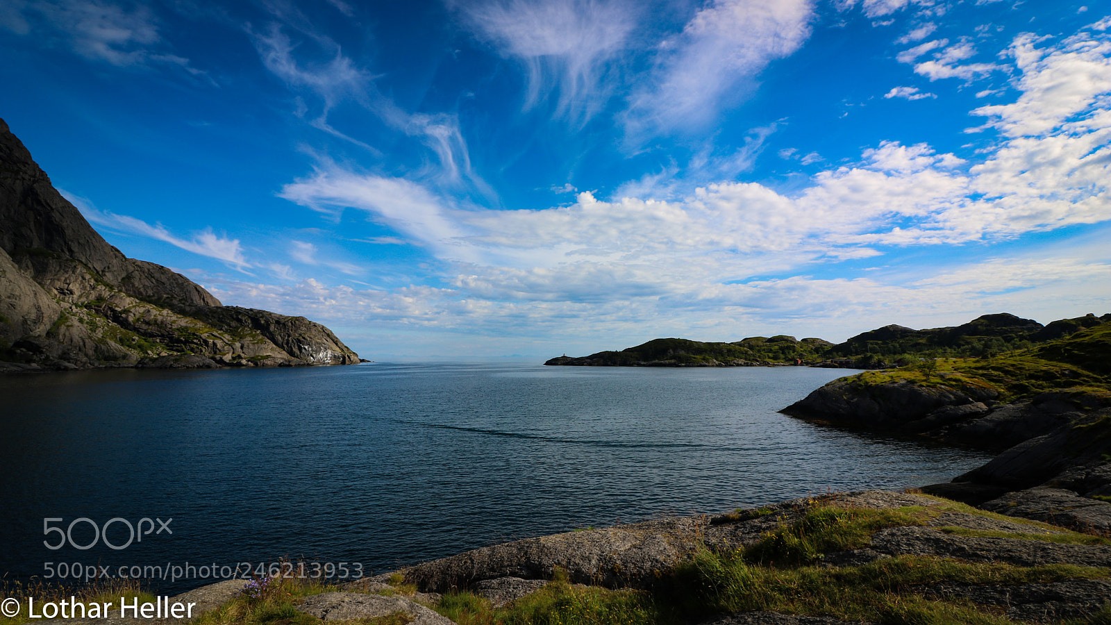 Canon EOS 750D (EOS Rebel T6i / EOS Kiss X8i) sample photo. Lofoten njusfjord photography