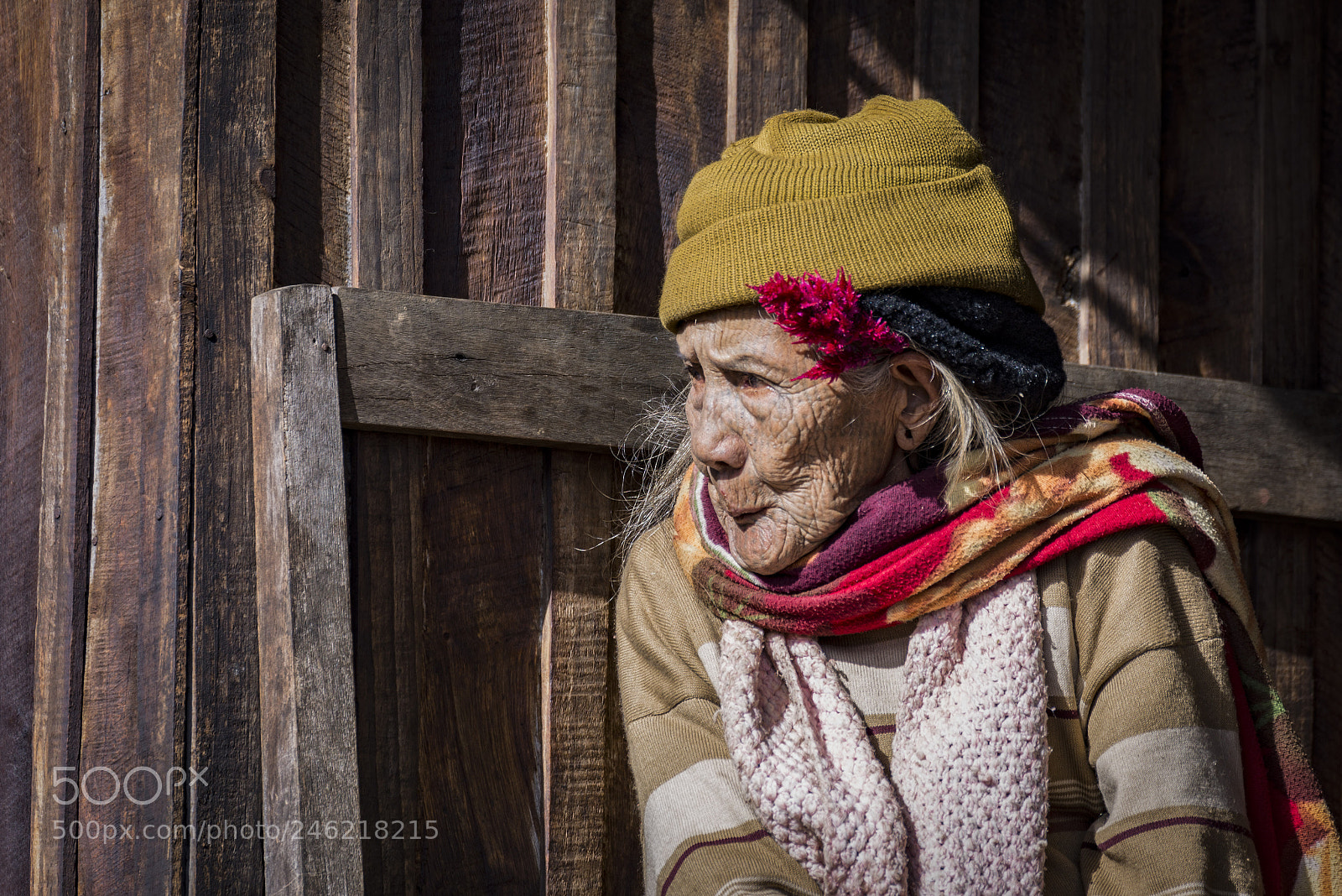 Nikon D610 sample photo. Lady with a flower photography