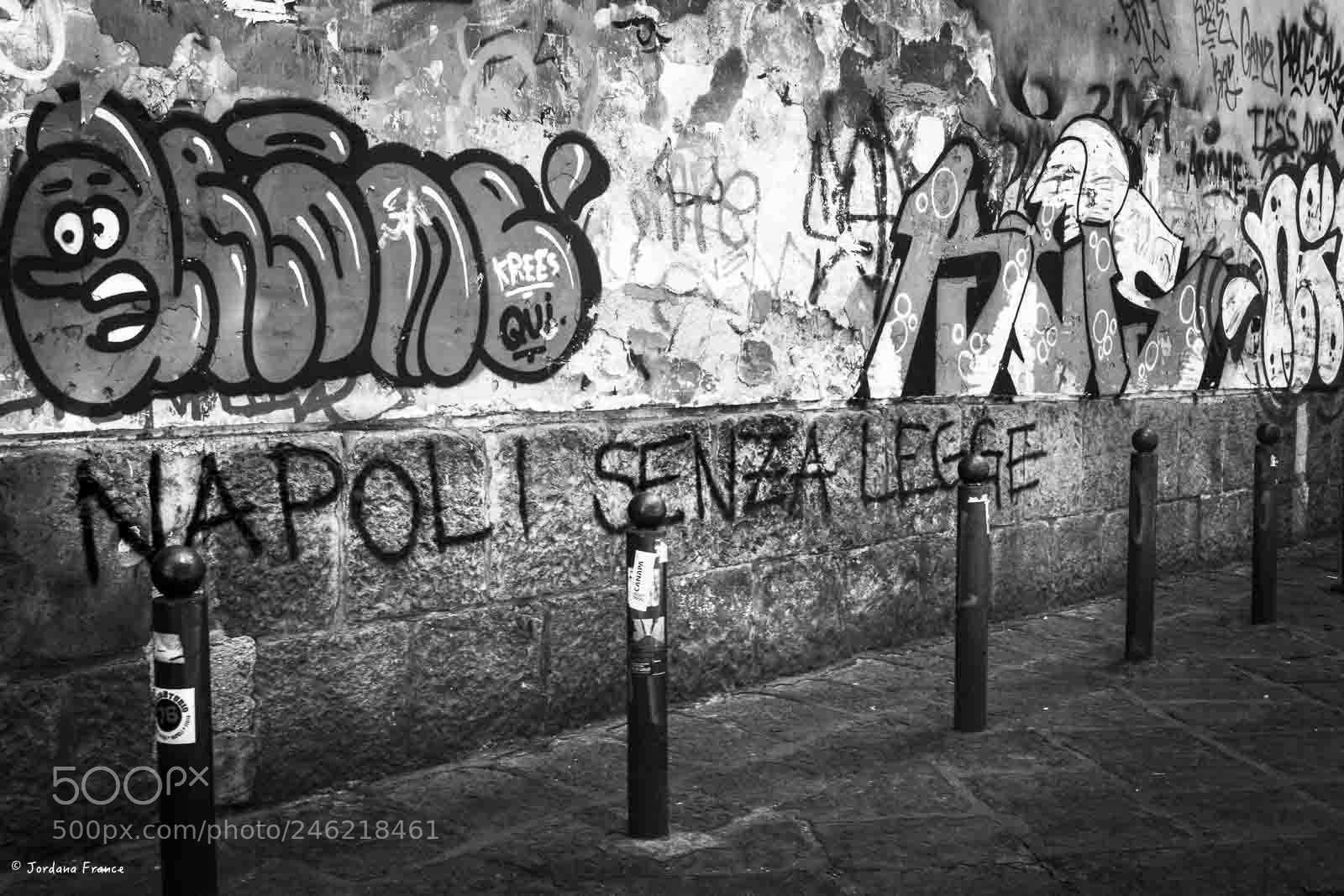 Fujifilm X-T10 sample photo. Napoli serza legge photography