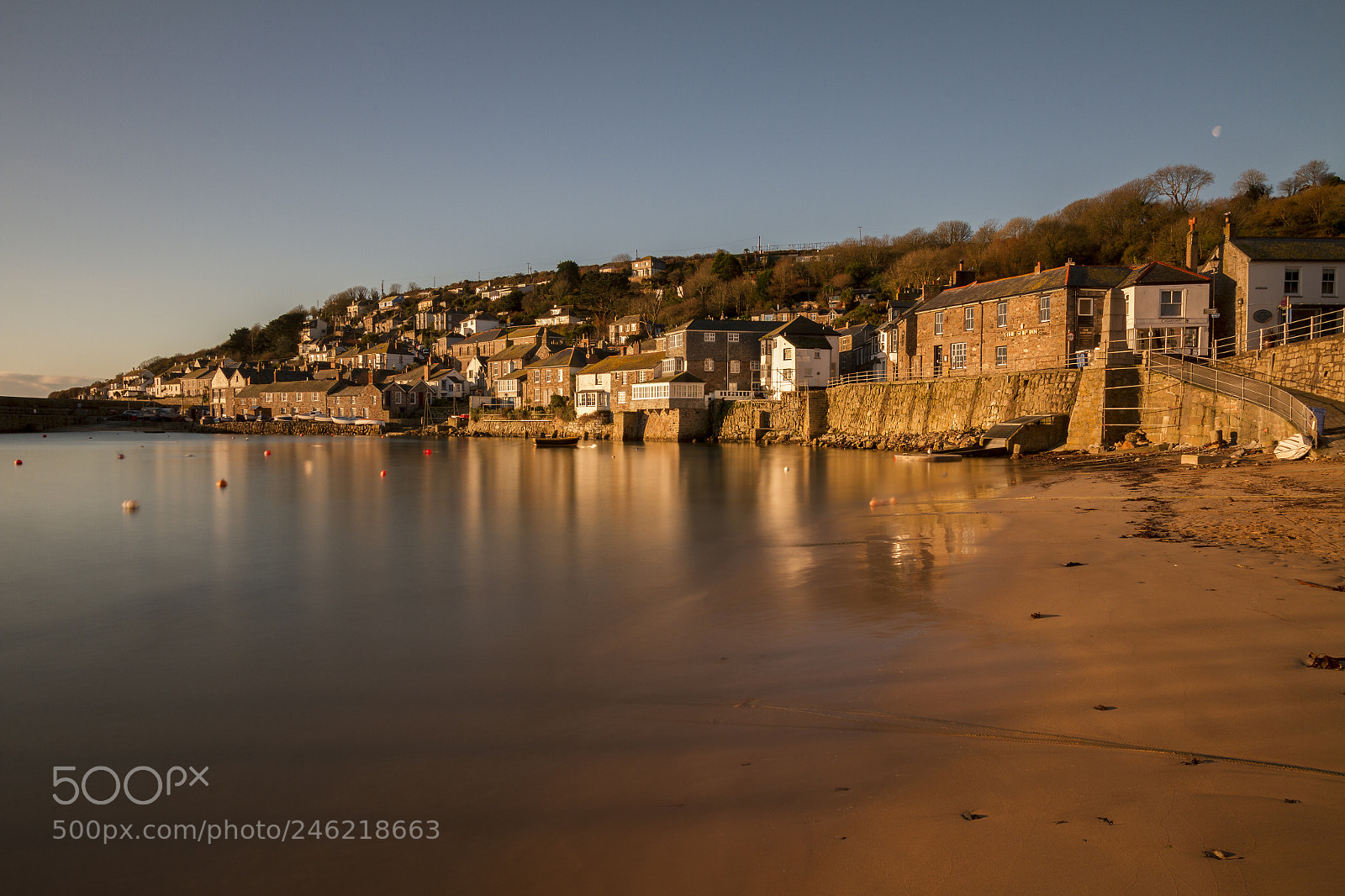Canon EOS 7D sample photo. Mousehole in the morning photography