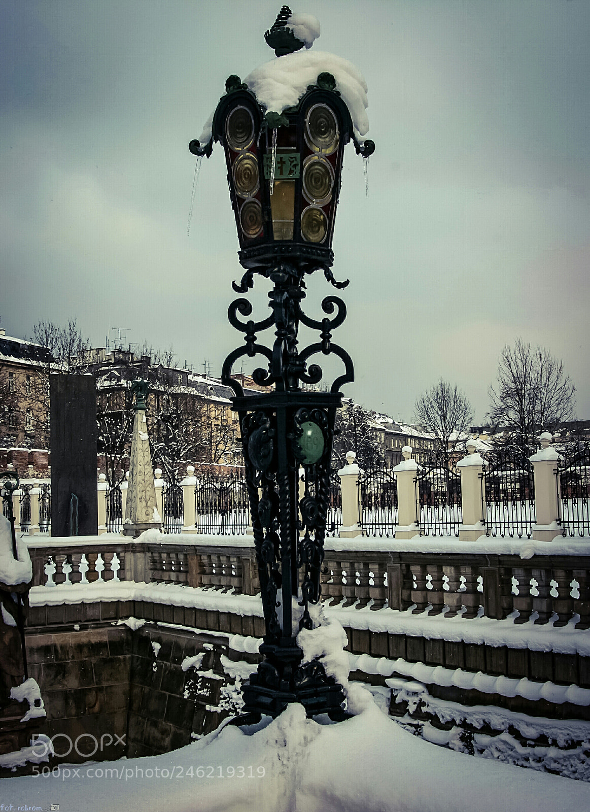 Nikon D50 sample photo. Winter lamp photography