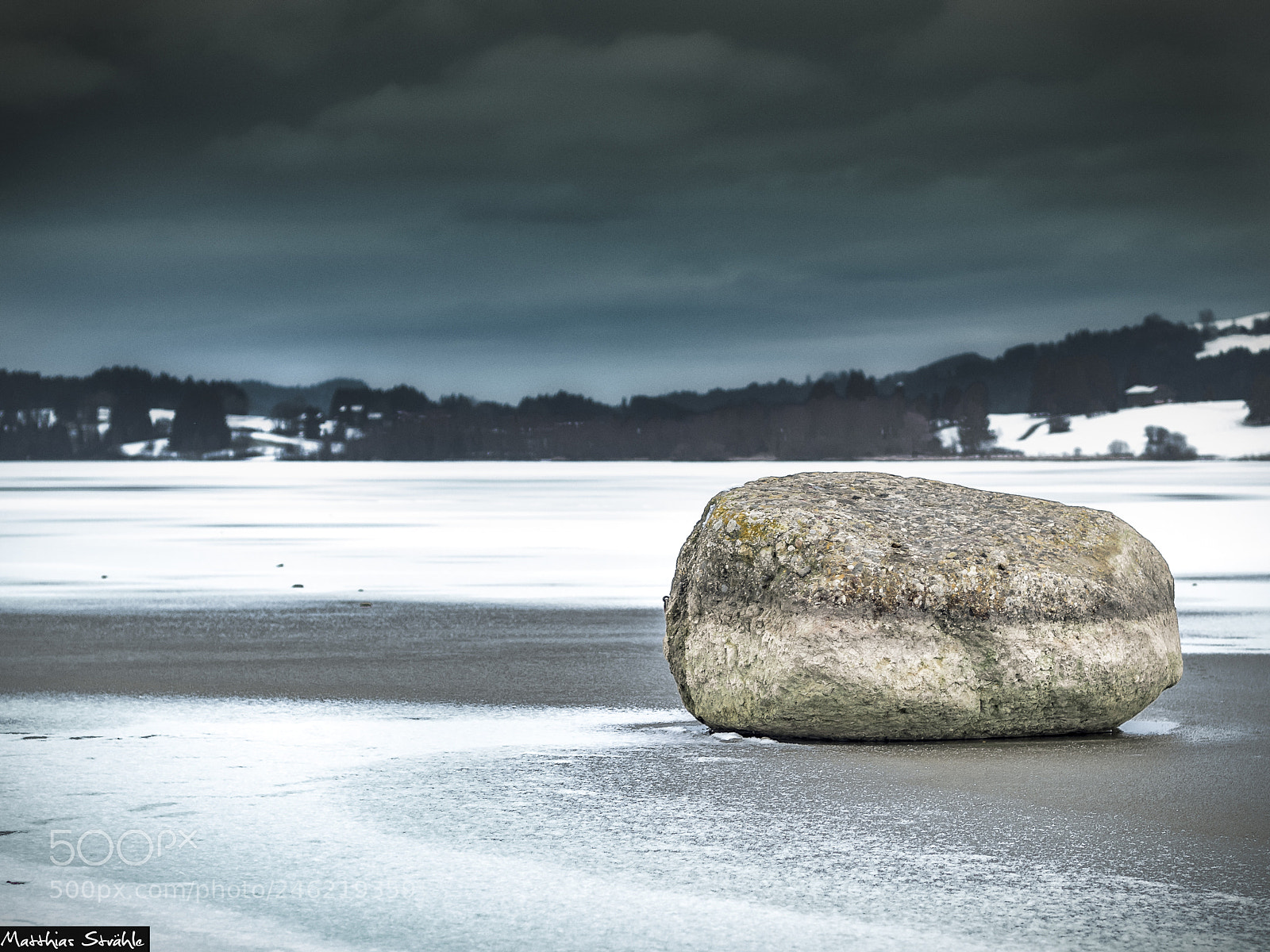 Olympus OM-D E-M5 II sample photo. Frozen sea photography