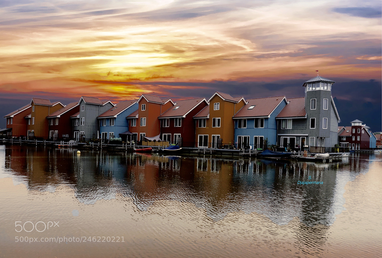 Olympus OM-D E-M1 sample photo. Houses at rietdiephaven groningen. photography