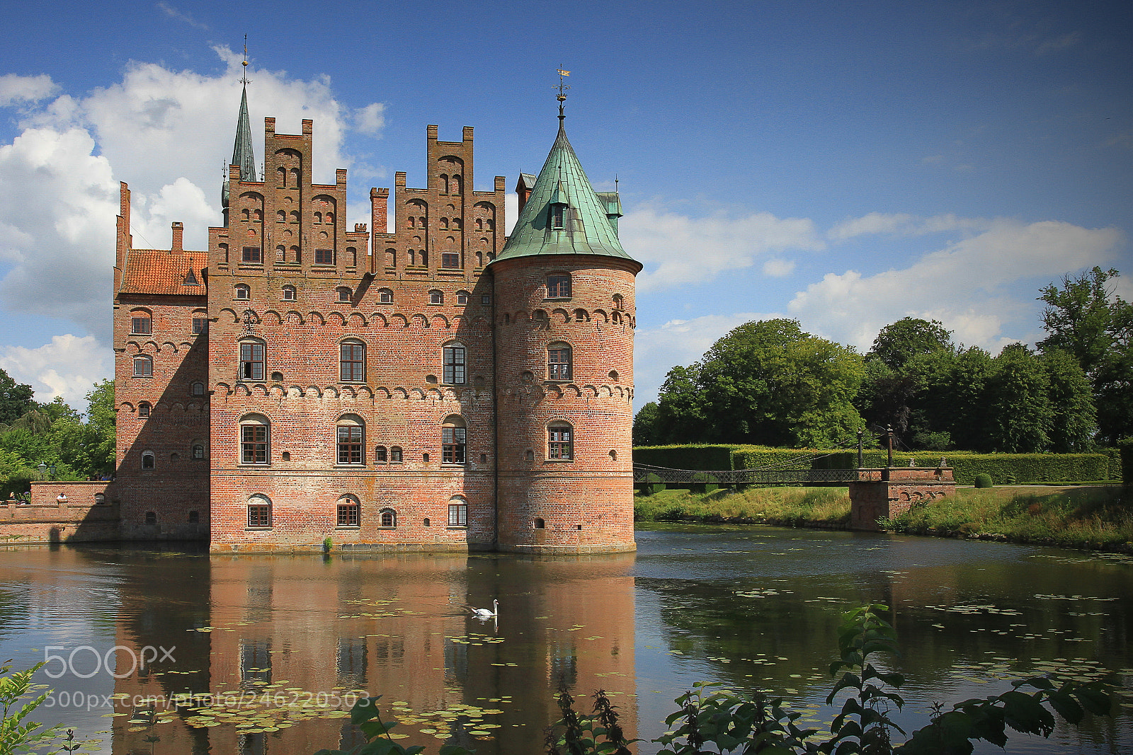 Canon EOS 7D sample photo. Egeskov castle photography