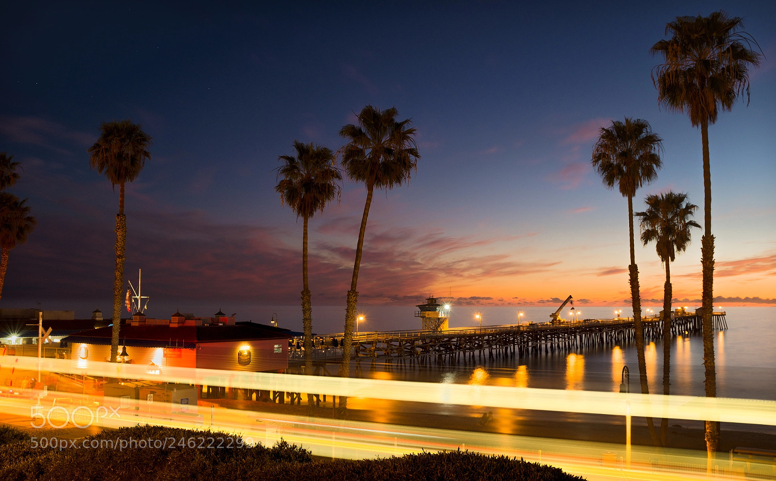 Fujifilm X100S sample photo. Amtrak surfliner passing san photography