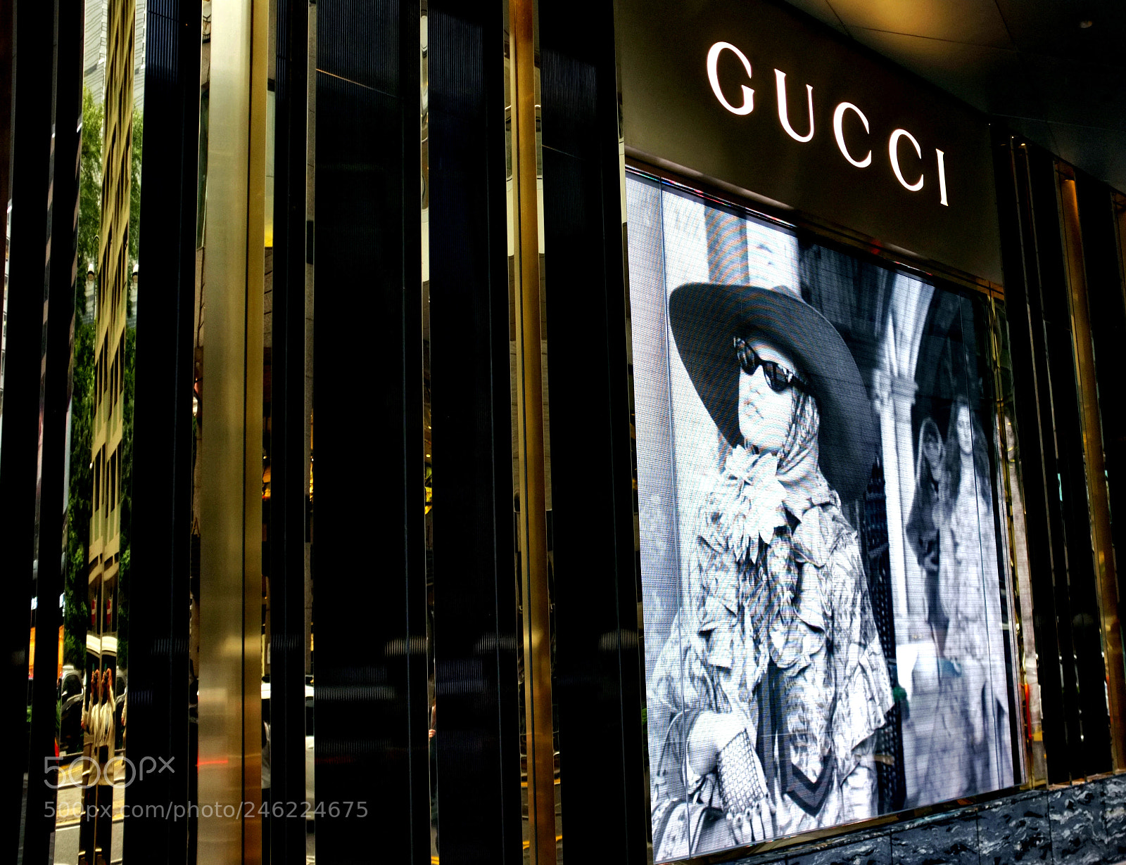 Fujifilm FinePix X100 sample photo. Gucci hong kong photography