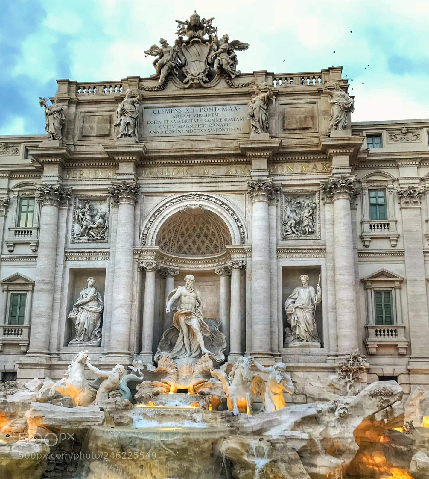 Apple iPhone 7 sample photo. Trevi fountain in #rome photography