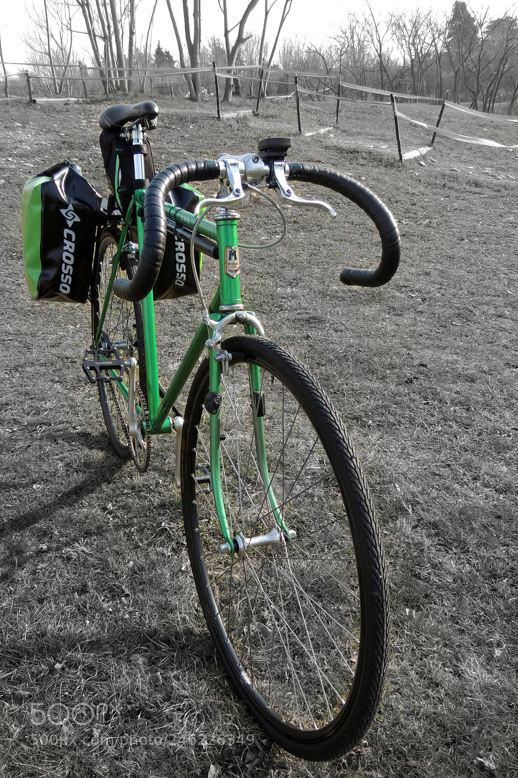 Nikon Coolpix P510 sample photo. Flipflop motobecane in black photography