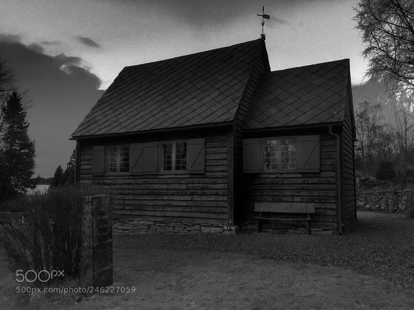 Apple iPhone 6 sample photo. Old church photography