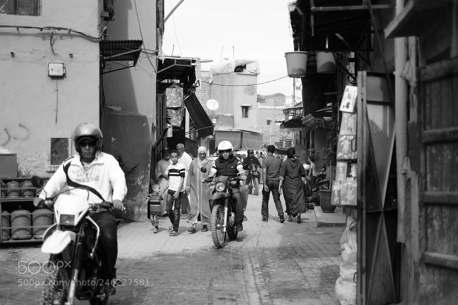 Fujifilm X-Pro2 sample photo. Motorcycle traffic in marrakech photography