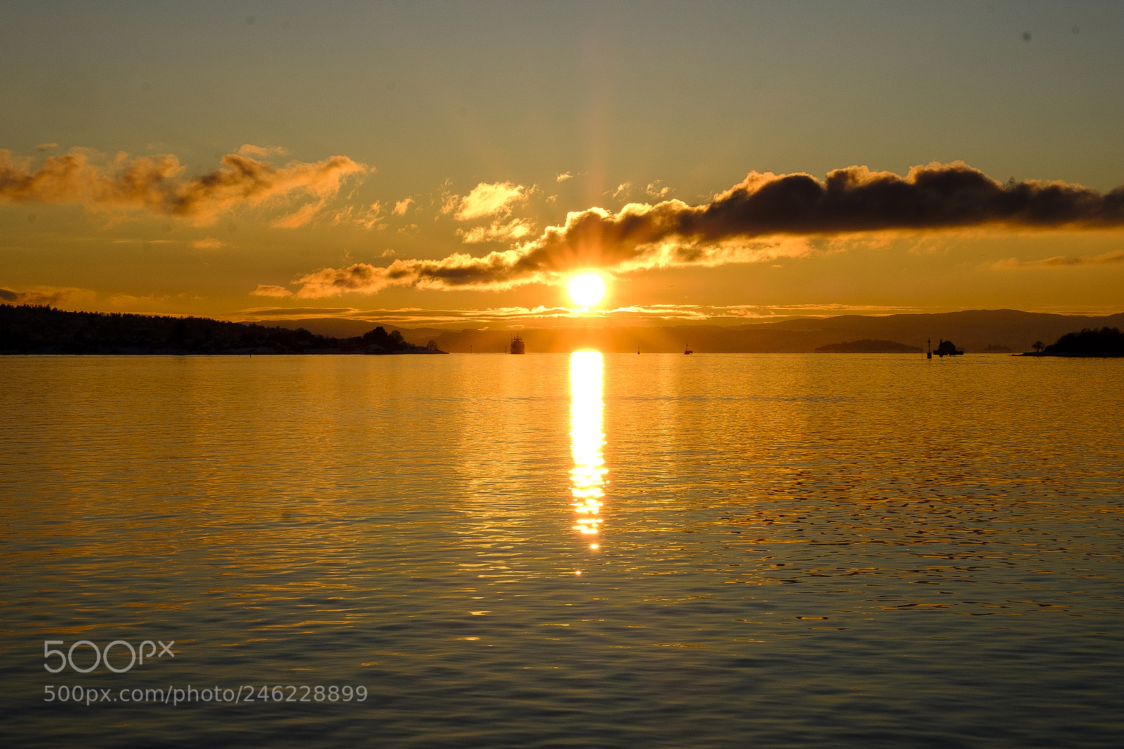 Fujifilm X-T2 sample photo. Sunset ? at the oslofjord photography